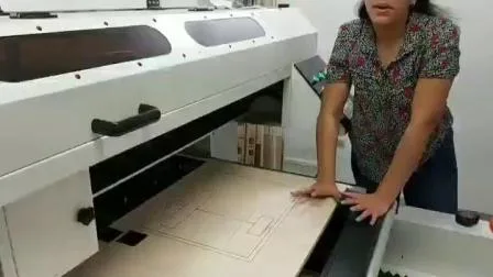 Máquina de corte por láser de tablero de troquelado plano Troquelado de plegado de madera contrachapada Fabricación de troqueles